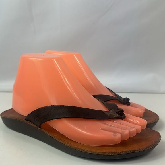 Olukai Loea Leather Strap Minimalist Women's Sandals - Picture 1 of 14